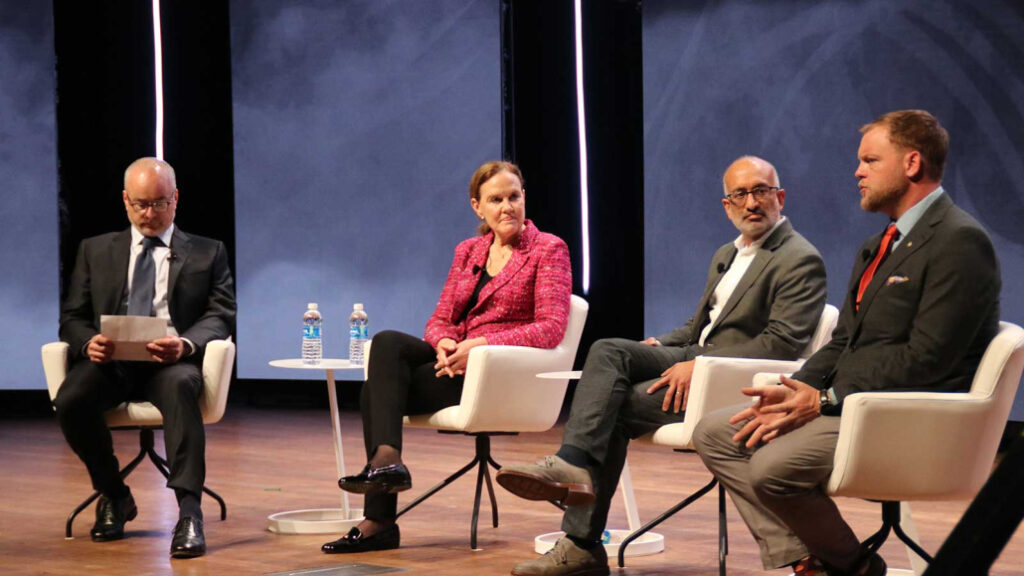 Ethan Bueno de Mesquita, interim dean of the Harris School of Public Policy; Michèle Flournoy, former undersecretary of defense and War Horse board member; Rajiv Chandrasekaran, head of policy and strategy at the emes project and former senior correspondent and associate editor of The Washington Post; and Thomas Brennan, founder of The War Horse, talk about the importance of journalism as a national security issue. Photo by Babee Garcia, The War Horse.